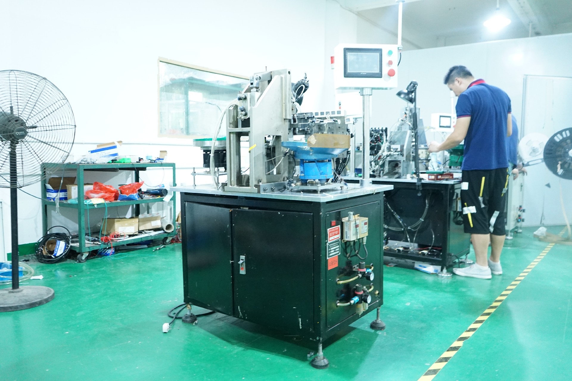 承重輪壓軸組裝機(jī)